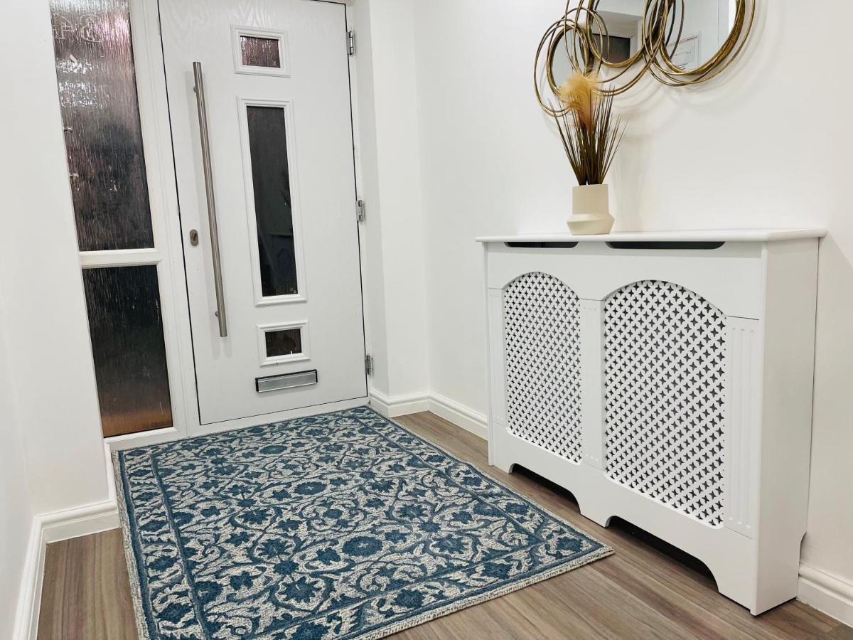 Riverside Premium En Suite Double Room E14 London Eksteriør billede