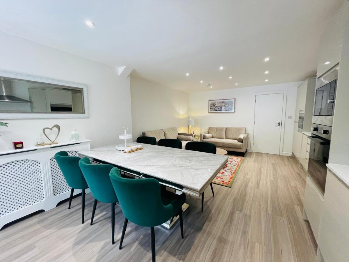 Riverside Premium En Suite Double Room E14 London Eksteriør billede